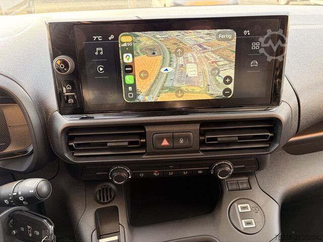 Ploščati dostavnik Fiat Doblo