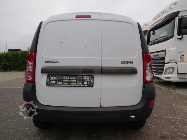 Tovornjak z zabojnikom Dacia Dacia Logan Express 1.5 dCi 75 FAP Ambia