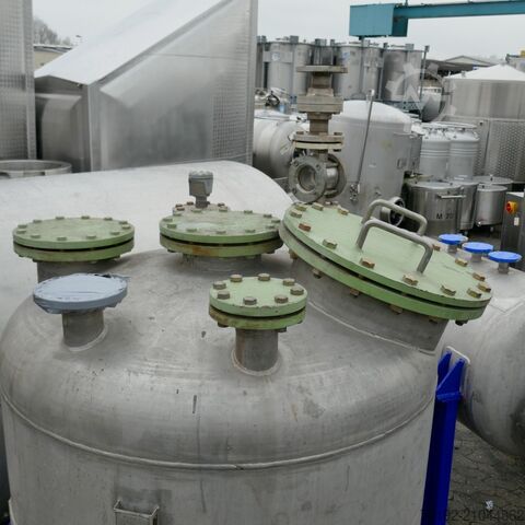 Tlačna posuda od 1000 litara izrađena od V4A nehrđajućeg čelika Kühni AG B0118