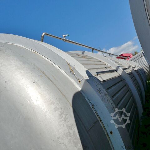 Horizontalni spremnik od 72.500 litara s mogućnošću grijanja/hlađenja, izrađen od V2A (nehrđajućeg č  B0114