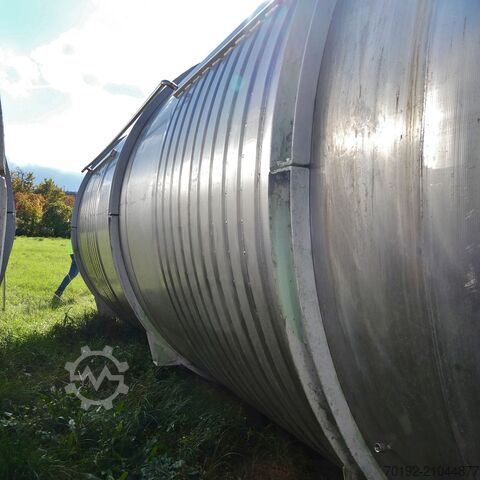 Horizontalni spremnik od 53.000 litara s mogućnošću grijanja/hlađenja izrađen od V2A nehrđajućeg čel Hinke B0115