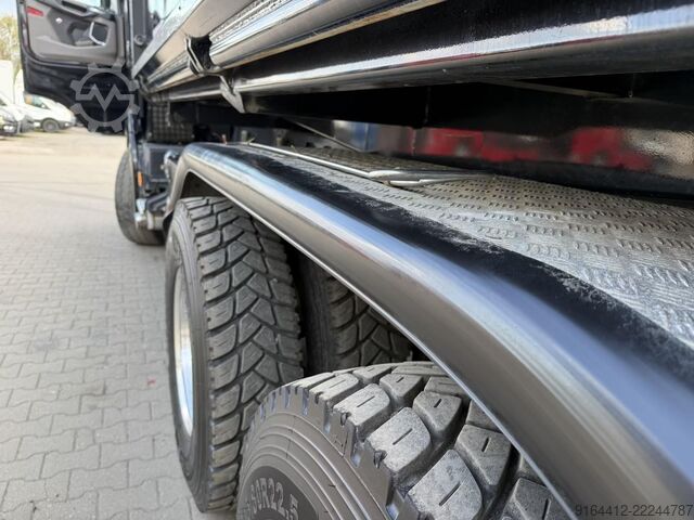 ত্রি-দিক ডাম্প ট্রাক SCANIA S 730