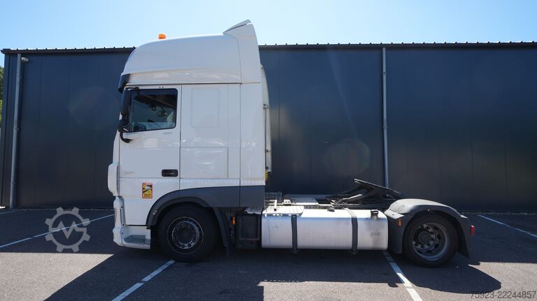 Khối lượng SZM DAF XF 480 ssc mega tractor unit