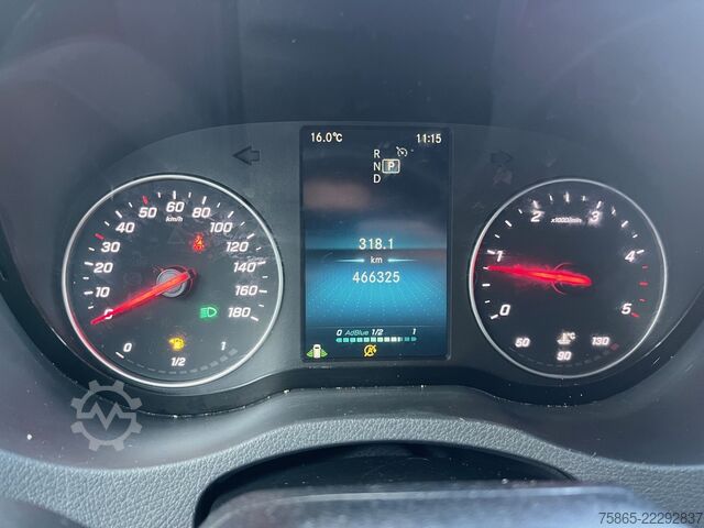 Furgão de painéis Mercedes-Benz Sprinter 319 1.9 CDI / L4 H2 / RWD / Navi / APK...