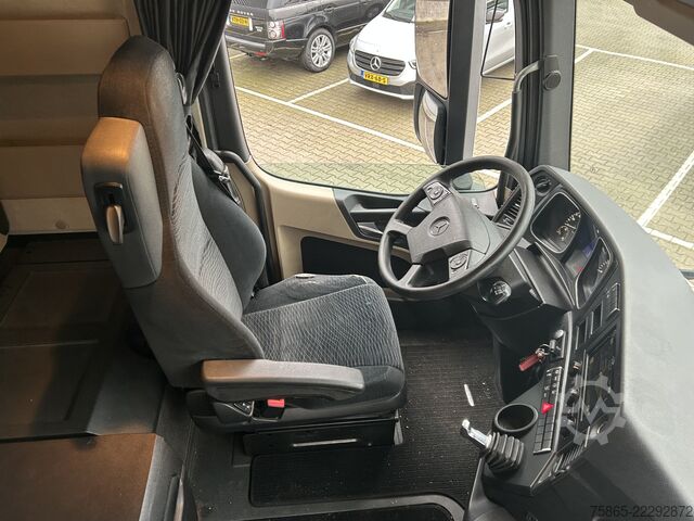 Padrão-SZM Mercedes-Benz Actros 1840 Streamspace / 583 dkm / NL Truck