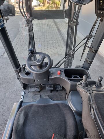 Viličar Linde E 16 L mit sehr guter Ausstattung!