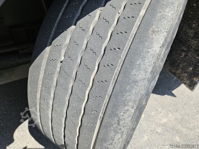 Standardni tegljač DAF XF 530 FT