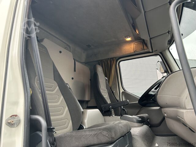 Valise DAF FA LF 55 210 EEV / 14 Ton / Isolated Box / Load...