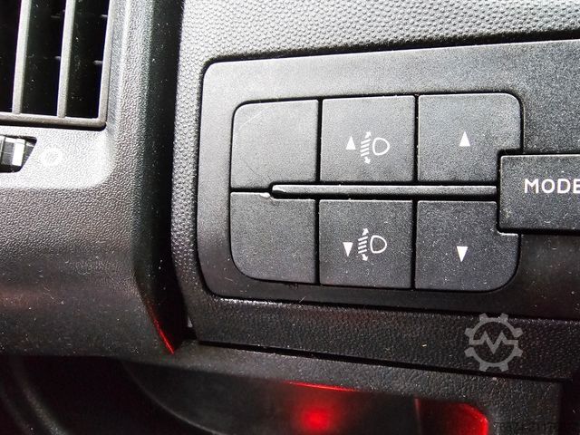 Skriňová dodávka CITROEN Jumper Koffer Heckklappe elektrisch