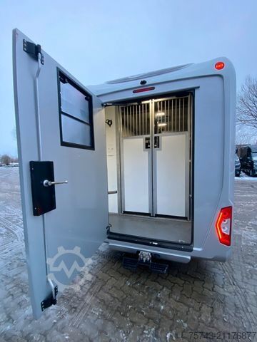 Prepravník dobytka RENAULT Master STX Haras 5 Sitzer TÜV NEU