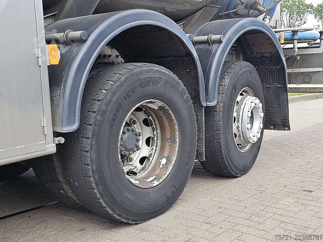Tankwagen VOLVO FM 420 FOODTANK FOODSTUFF