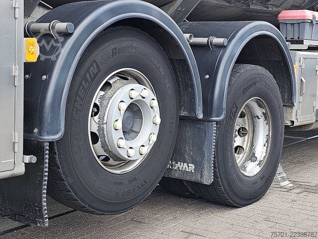 Tankwagen VOLVO FM 420 FOODTANK FOODSTUFF