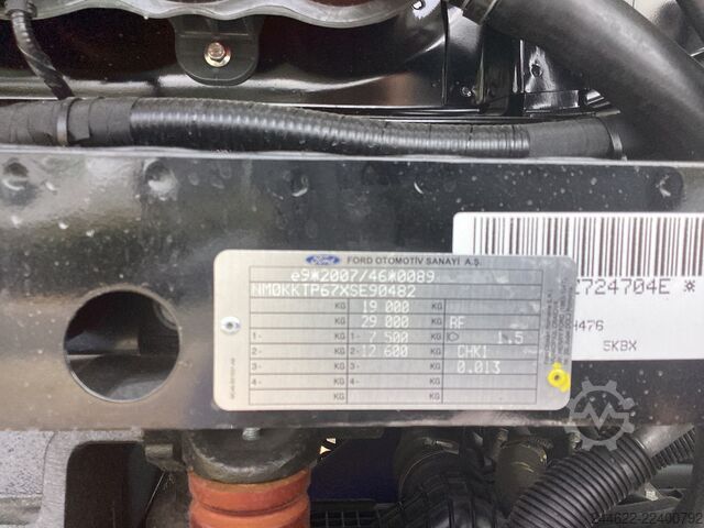 Special purpose truck Ford F-Line 1833 4x2 DayCab automaat