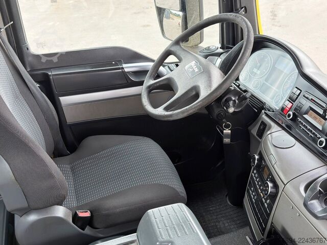Autotransporter MAN TGS 26.360 * Abschleppwagen 7,95 m * TOPZUSTAND