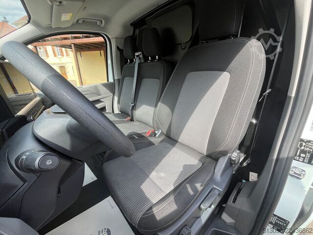 Furgoneta VOLKSWAGEN T7 TEMPOMAT SPURHALTE ASSIST KLIMA 1.HAND