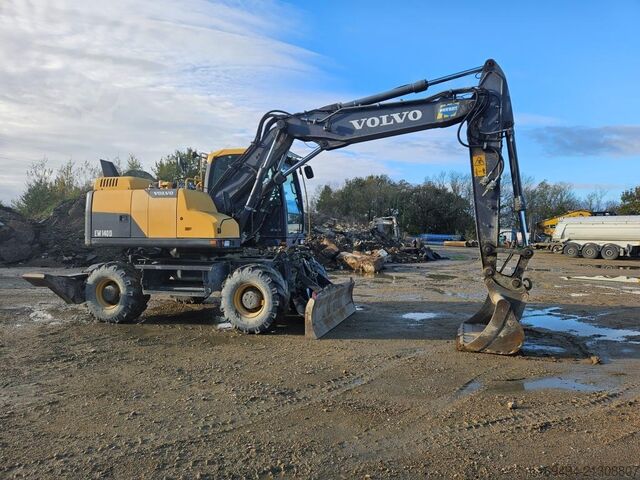 ホイール式油圧ショベル VOLVO EW 140 D