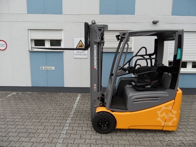 Carretilla eléctrica de 3 ruedas Jungheinrich EFG 218k - Triplex - aufgearbeitet