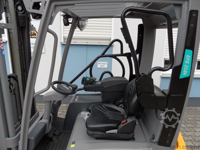 Carretilla eléctrica de 3 ruedas Jungheinrich EFG 218k - Triplex - aufgearbeitet