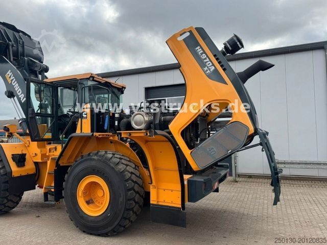 Utovarivač na kotačima HYUNDAI HL 970A XT 4x4 Schaufel NEUFAHRZEUG