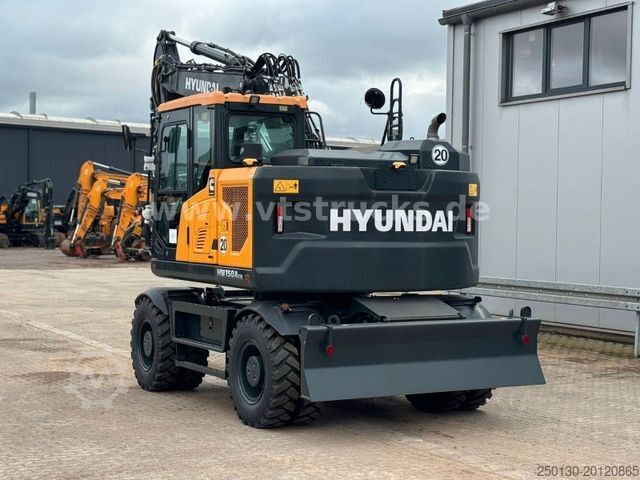 Bager na kotačima HYUNDAI HW 150 ACR 4x4