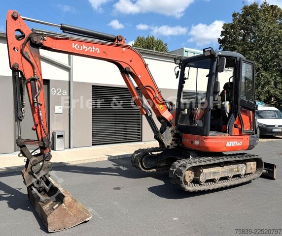 Міні-екскаватор KUBOTA KX 121-3, 3.980 kg, SW, Grabenräumer, 3 Löffel