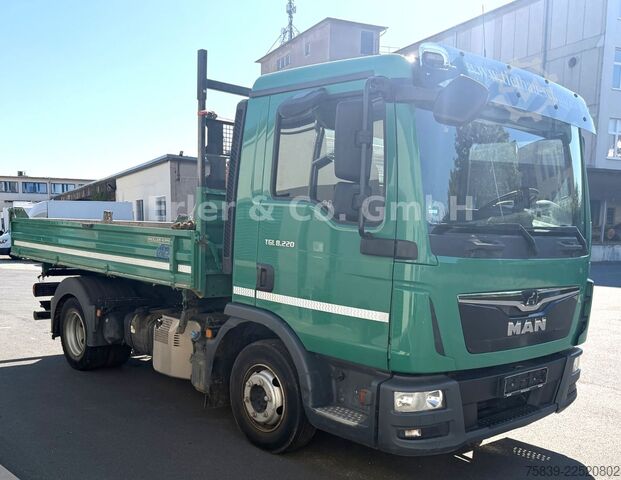 Трьохсторонній самоскид MAN 8.220 TGL, Klima, 3 Sitze, 2x AHK, 1.Hand