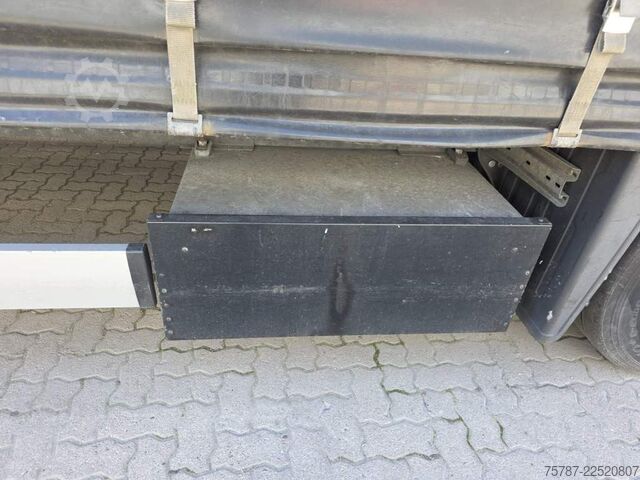 Open semitrailer with tarp SCHMITZ CARGOBULL Gardine LL, Hubdach, Lift, 115.913 Original Km!