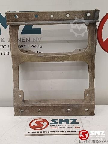 Pjesa e kabinës Renault Occ opstapbeugel L/R Renault