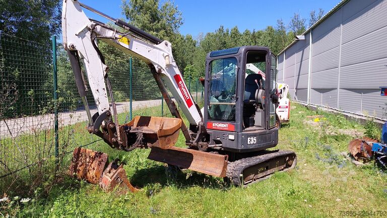  Bobcat E35