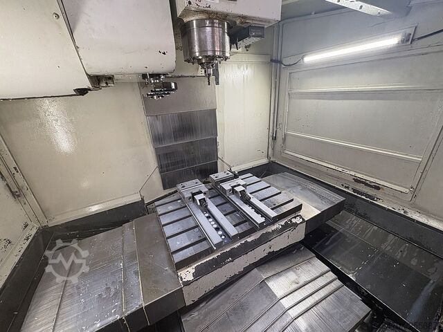 ศูนย์เครื่องจักรกลแนวตั้ง HURCO VMX24