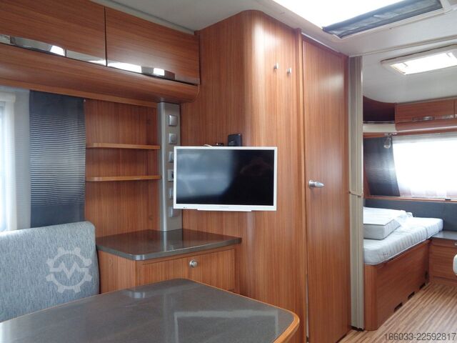 Nhà di động ADRIA Adora 472 LU *Einzelbetten*Rollrost*Mover*
