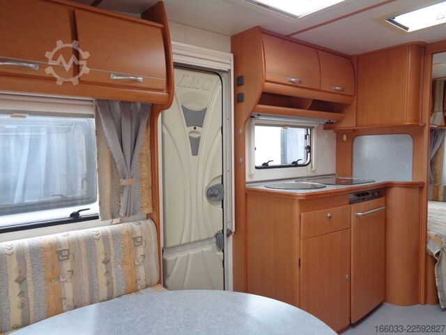 キャラバン LMC Favorit 495 E *Einzelbetten*