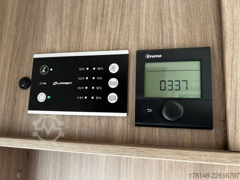 Daļēji integrēta kemperis Carado T 328 pro+