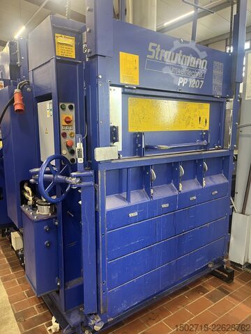 Máy ép kiện Strautmann PP1207