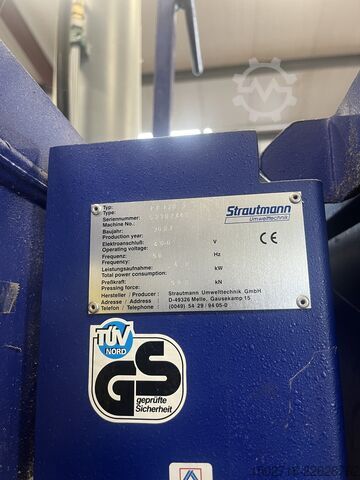 Máy ép kiện Strautmann PP1207