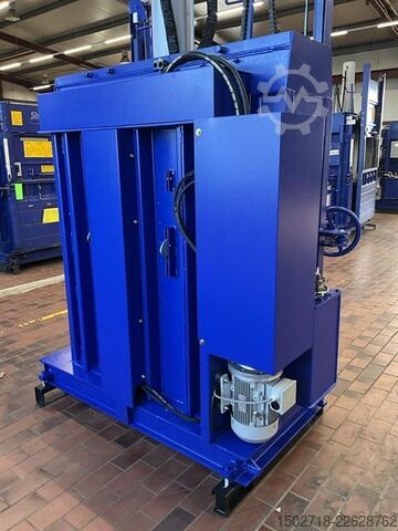 Máy ép kiện Strautmann PP1207
