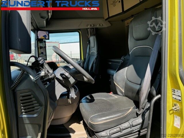 SZM tiêu chuẩn DAF XG 530 ,RETARDER ,STANDCLIMA ,LEATHER ,ALCOA'S ...