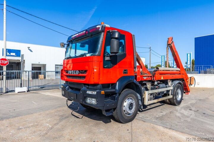 Hệ thống BDF IVECO STRALYS 300 + MULTI BENNE AJK