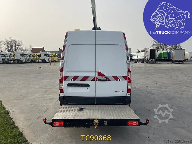  Renault Master 145.35 Nacelle