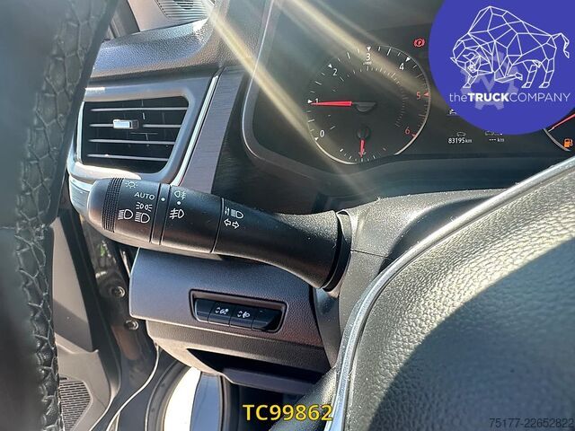 Osobná doprava Nissan Primastar 2.0 DCI - MINIBUS - 9 SEATS
