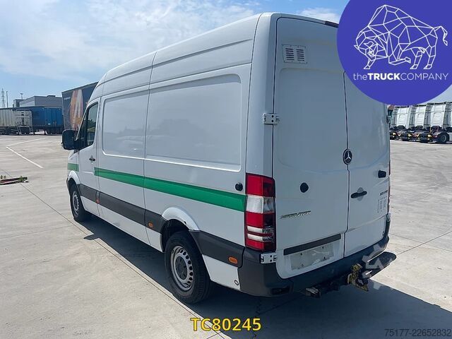 Furgão de painéis Mercedes-Benz Sprinter 316 37s 5p