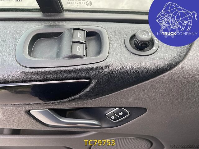 Prijevoz putnika Ford Transit Custom L2H1 5 - Places