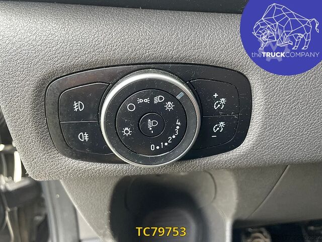 Prijevoz putnika Ford Transit Custom L2H1 5 - Places