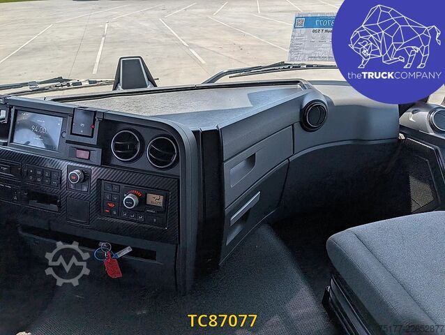 SZM tiêu chuẩn Renault T 520
