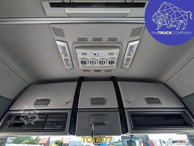 SZM tiêu chuẩn Renault T 520