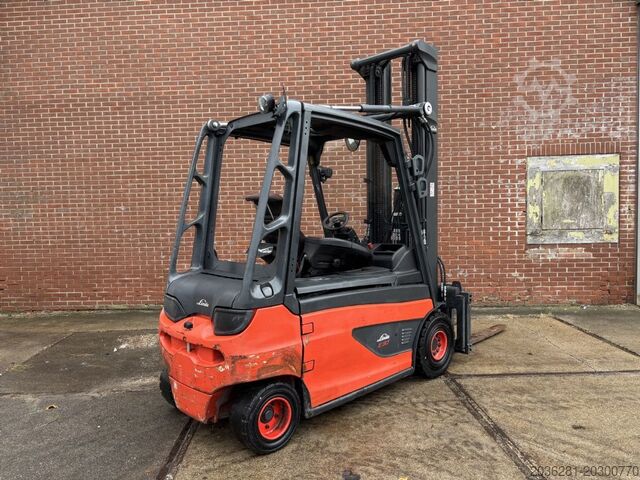 电动四轮叉车 Linde E30L-01
