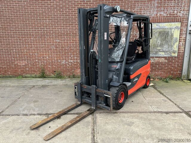 电动四轮叉车 Linde E25L-01