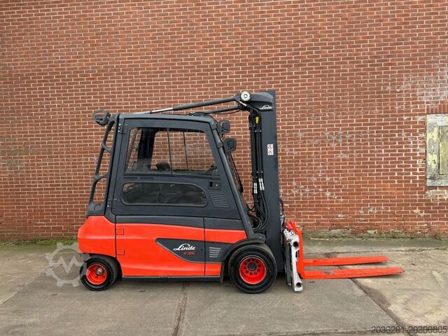 电动四轮叉车 Linde E35L-01