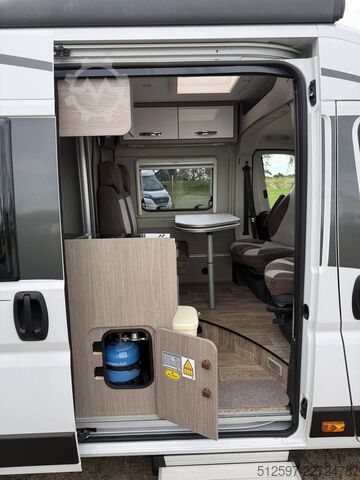 キャンピングカー PÖSSL Roadcruiser Evolution 160PS ,SAT/TV,Solar,AHK,FT