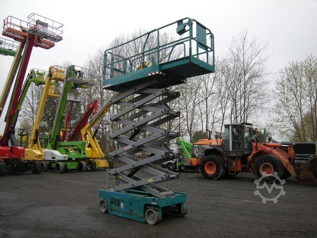 šķērveida pacēlājs Genie GS 4047